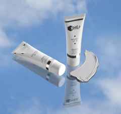 Крем-BB ЯНЕА BB-Shield SPF 15 гиалуроновый для идеального тона с бриллиантовым шиммером Crema colorata uniformante viso con SPF15
